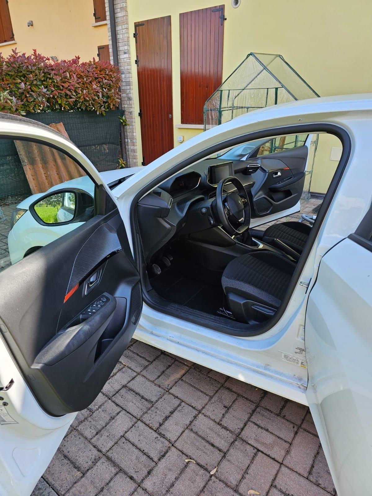 Peugeot 208 PureTech 75 Stop&Start 5 porte Active