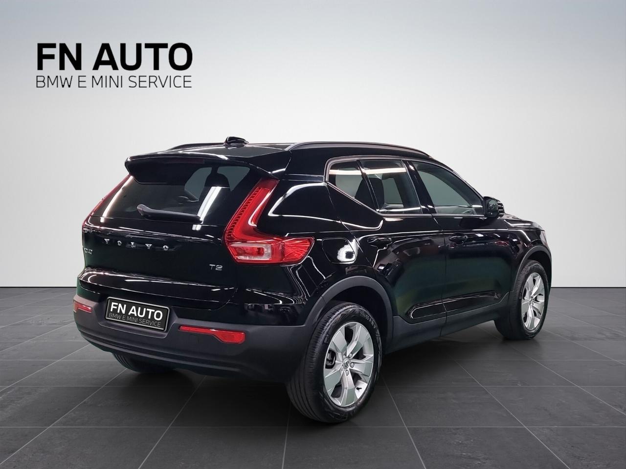 Volvo XC40 T2 Geartronic Momentum Core