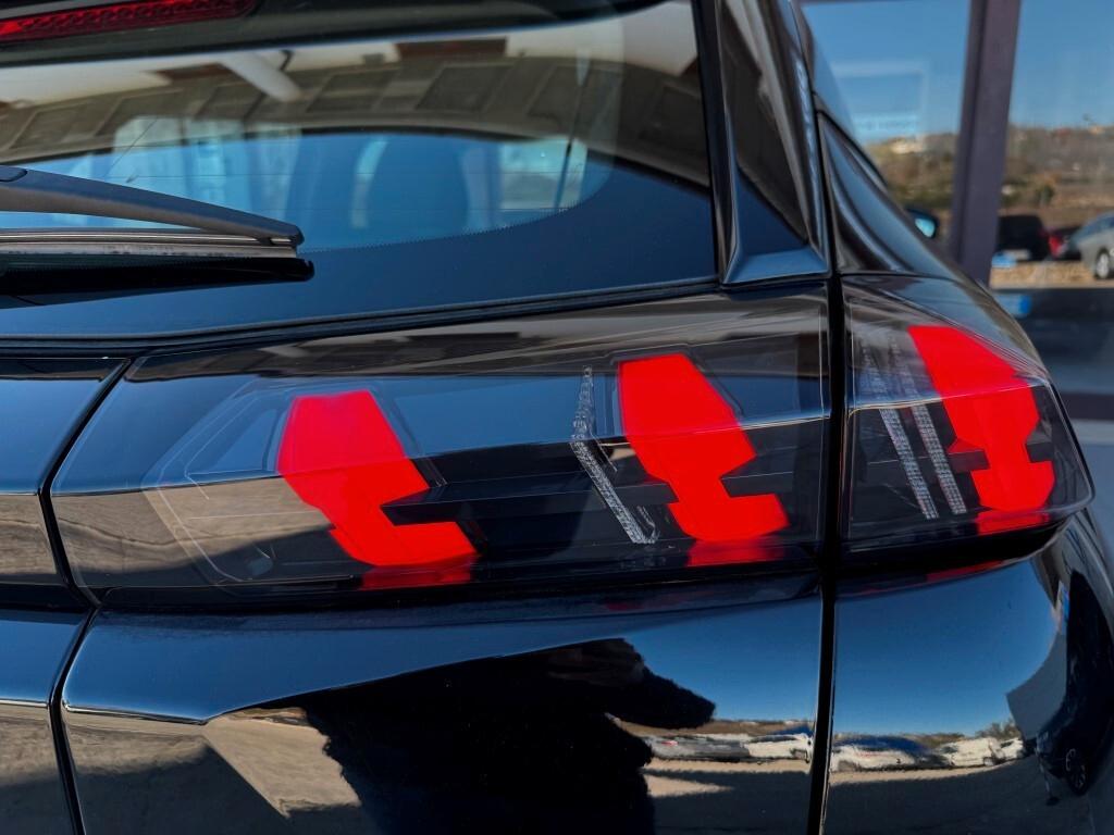 Peugeot 2008 1.2 Benzina Active Pack S&s 130cv Eat8