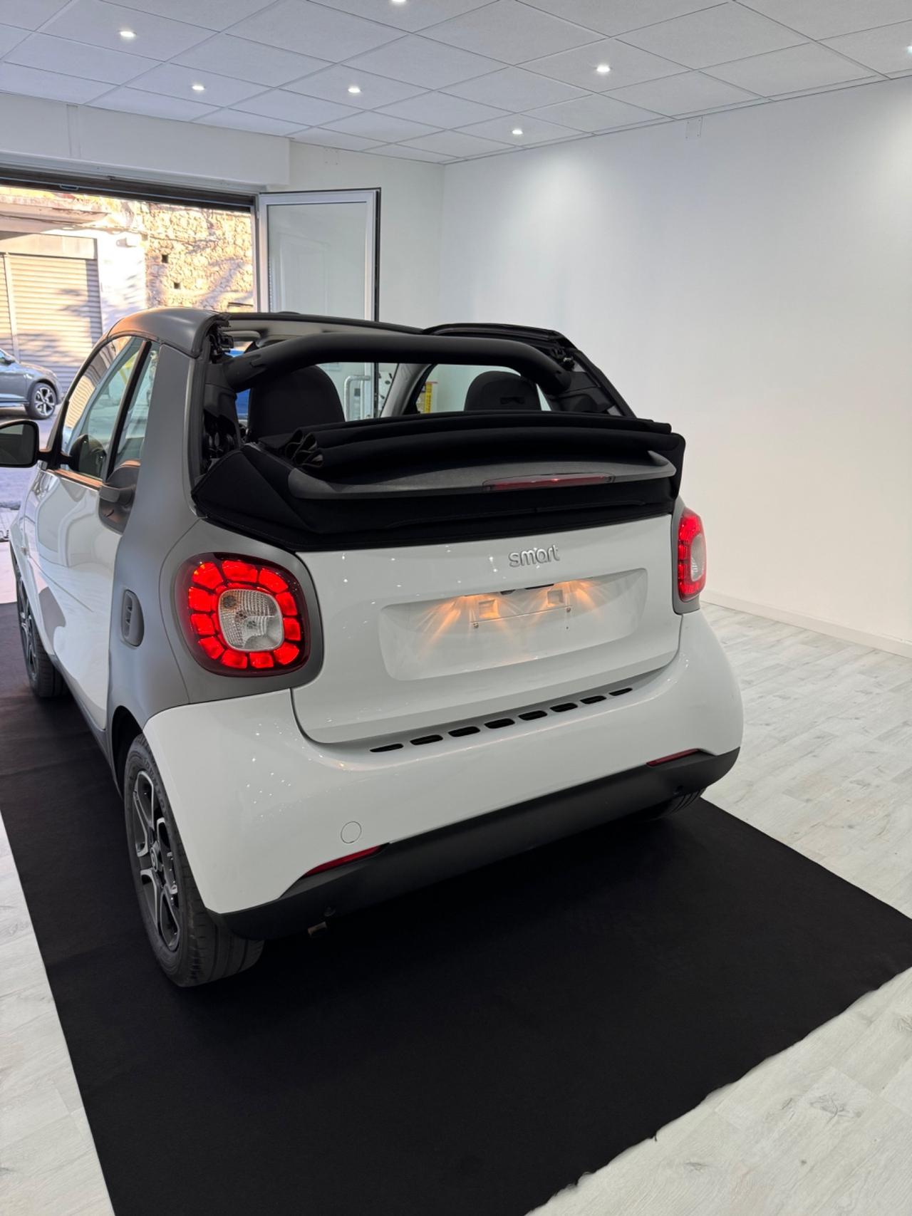 Smart ForTwo 70 1.0 twinamic cabrio Passion