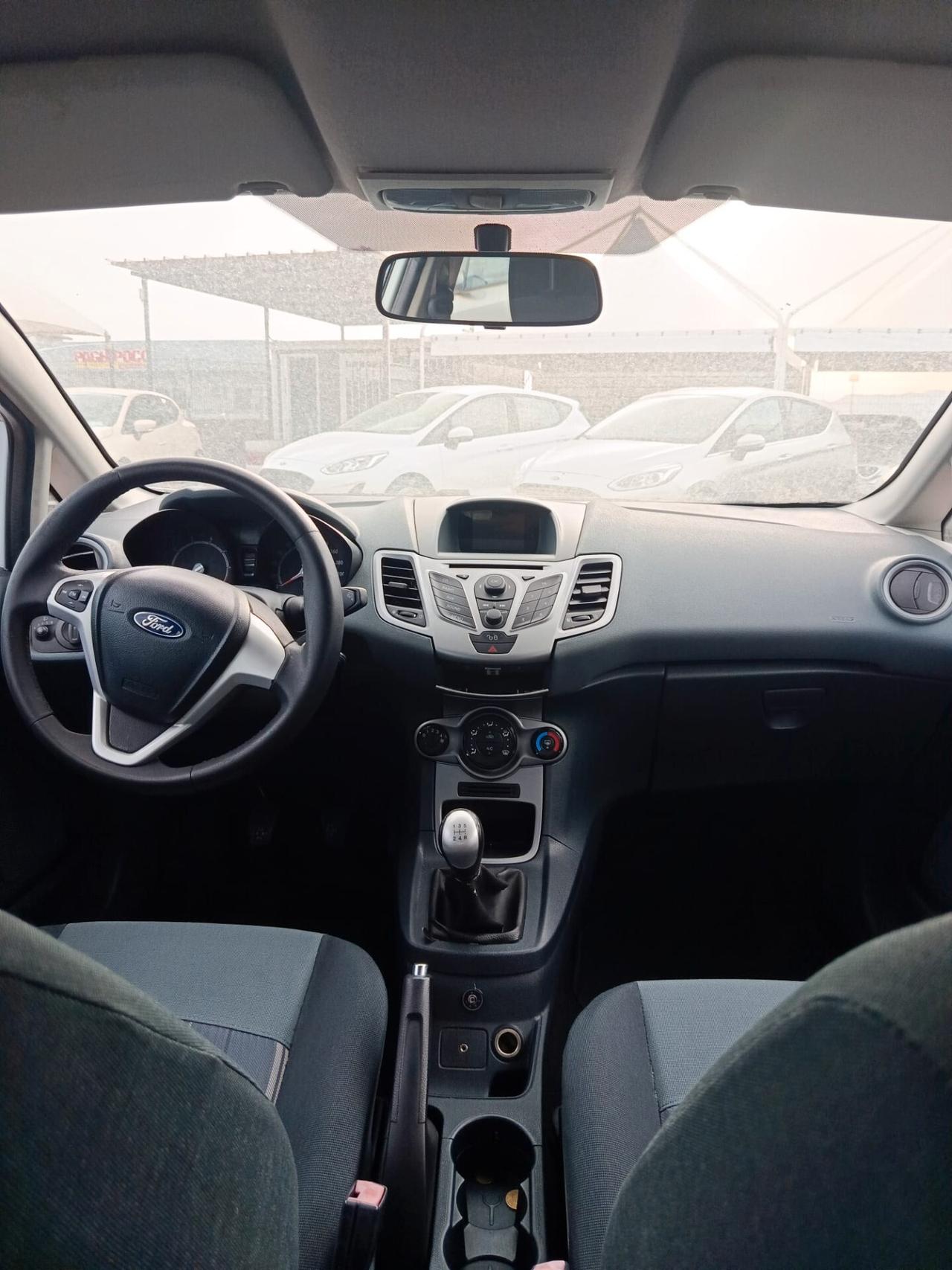 Ford Fiesta 1.4 5 porte Bz.- GPL Titanium