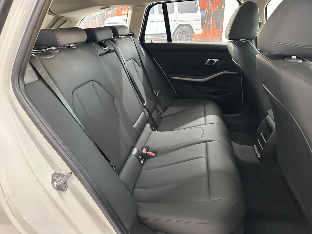 BMW 330 d Touring xdrive Business Advantage auto