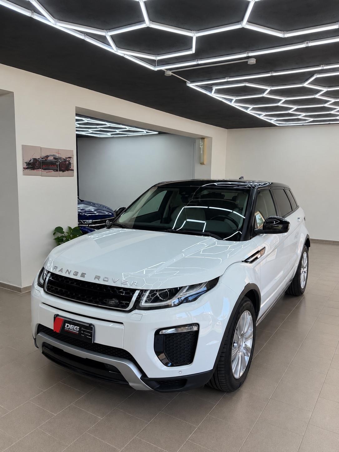 Land Rover Range Evoque 2.0 TD4 180 CV 5p. White e Black Edition