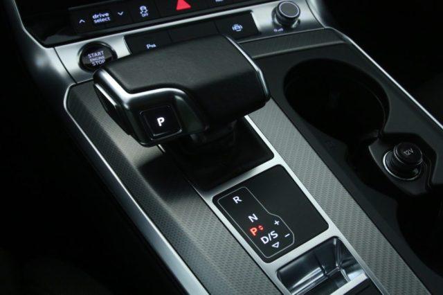 AUDI A6 Avant 40 2.0 TDI quattro S tronic Sport LED Matrix