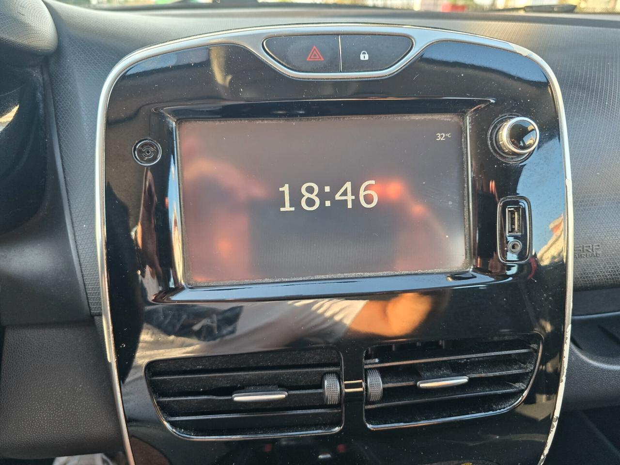 Renault Clio 1.5 dCi 8V 75CV Start&Stop Duel
