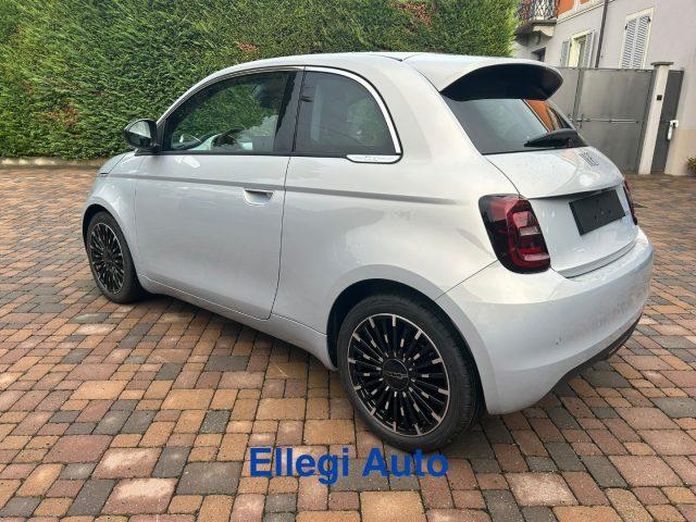 FIAT 500 Berlina Hybrid Icon KM0 + PACK STYLE