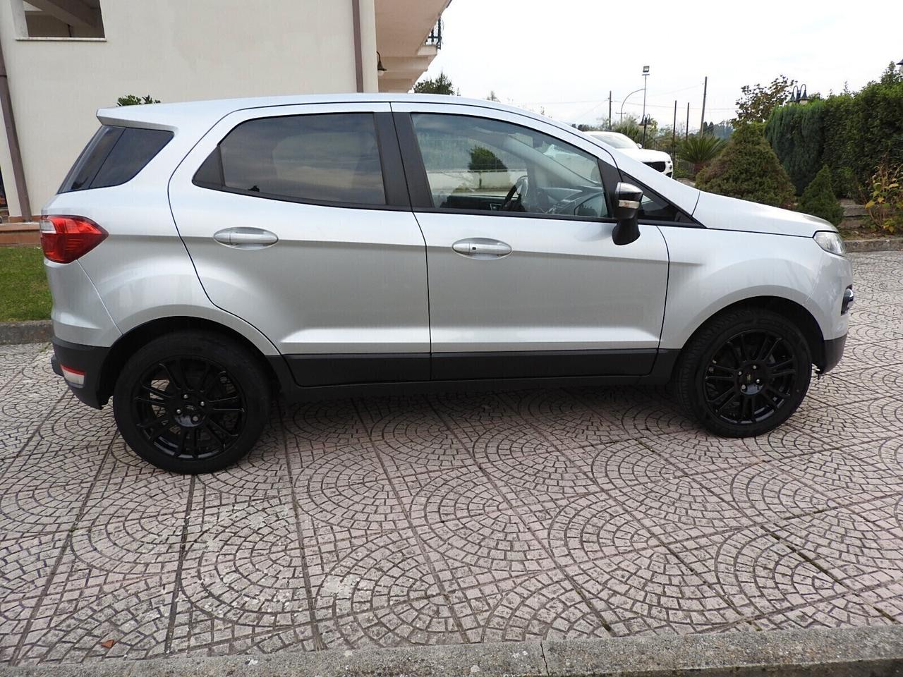 Ford ECOSPORT titanium