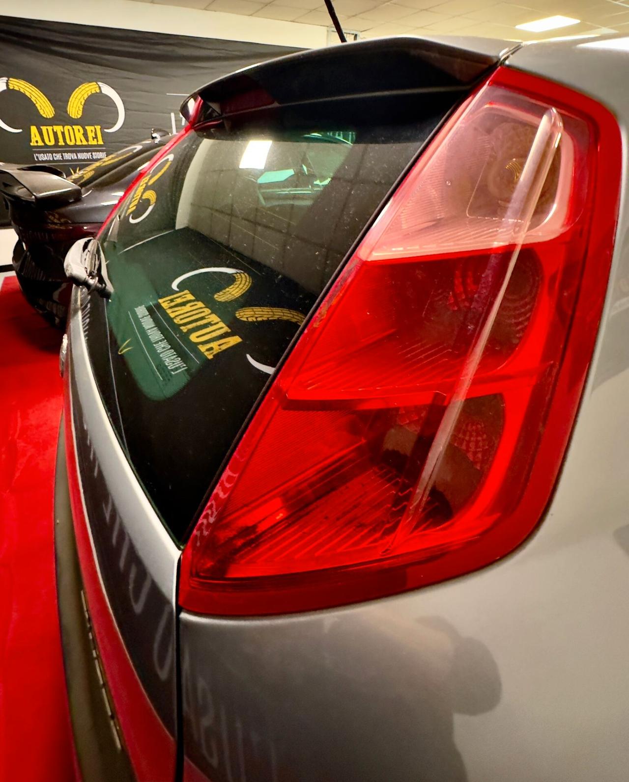 Fiat Grande Punto 1.4 benzina 16V 3 porte Sport