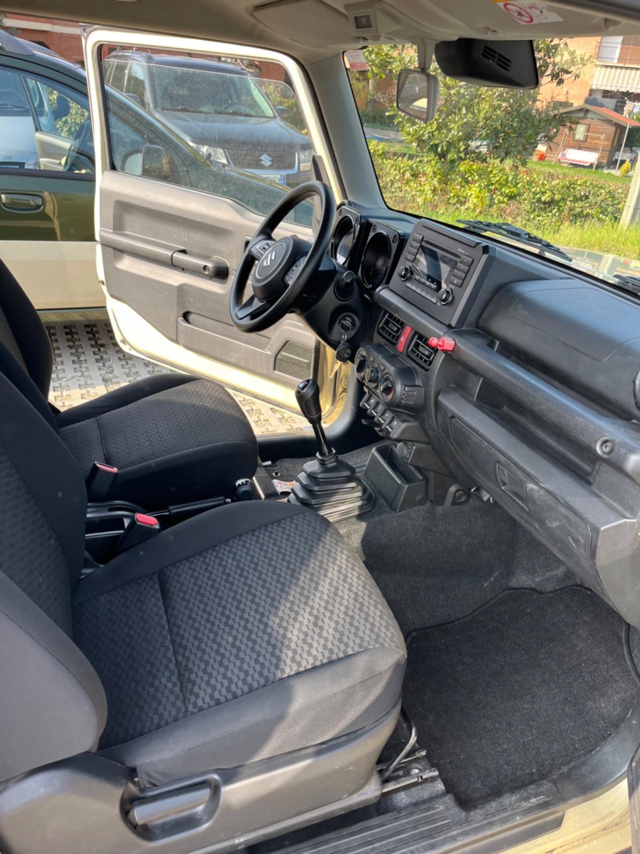 Suzuki Jimny 1.5 5MT PRO (N1)