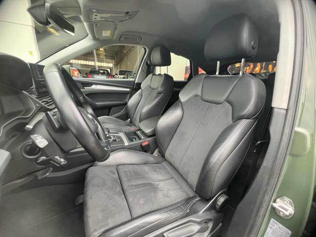 AUDI Q5 40 TFSI quattro S tronic Identity Black