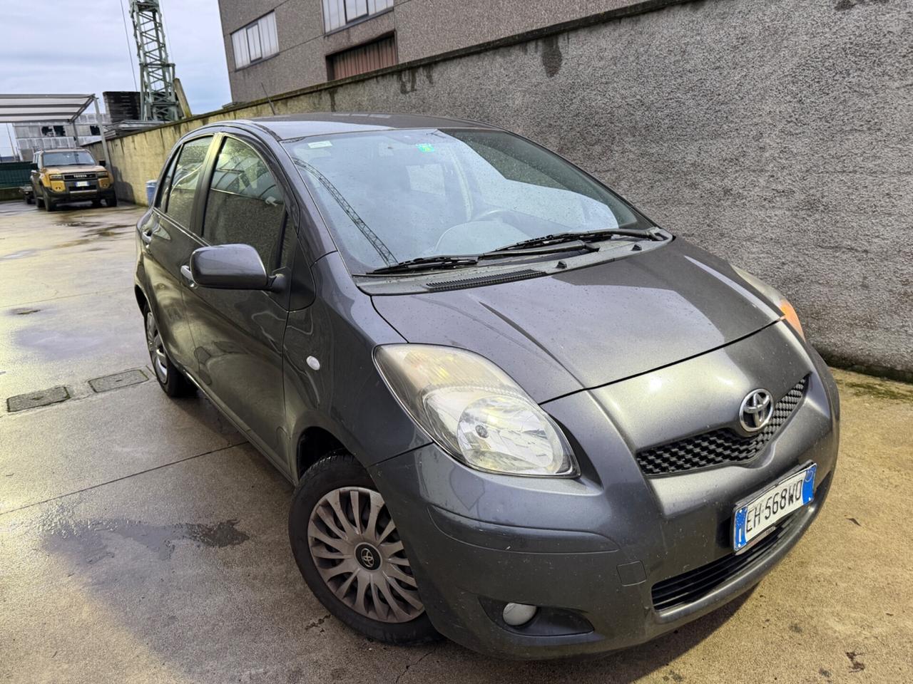 Toyota Yaris 1.4 D-4D DPF diesel solo export