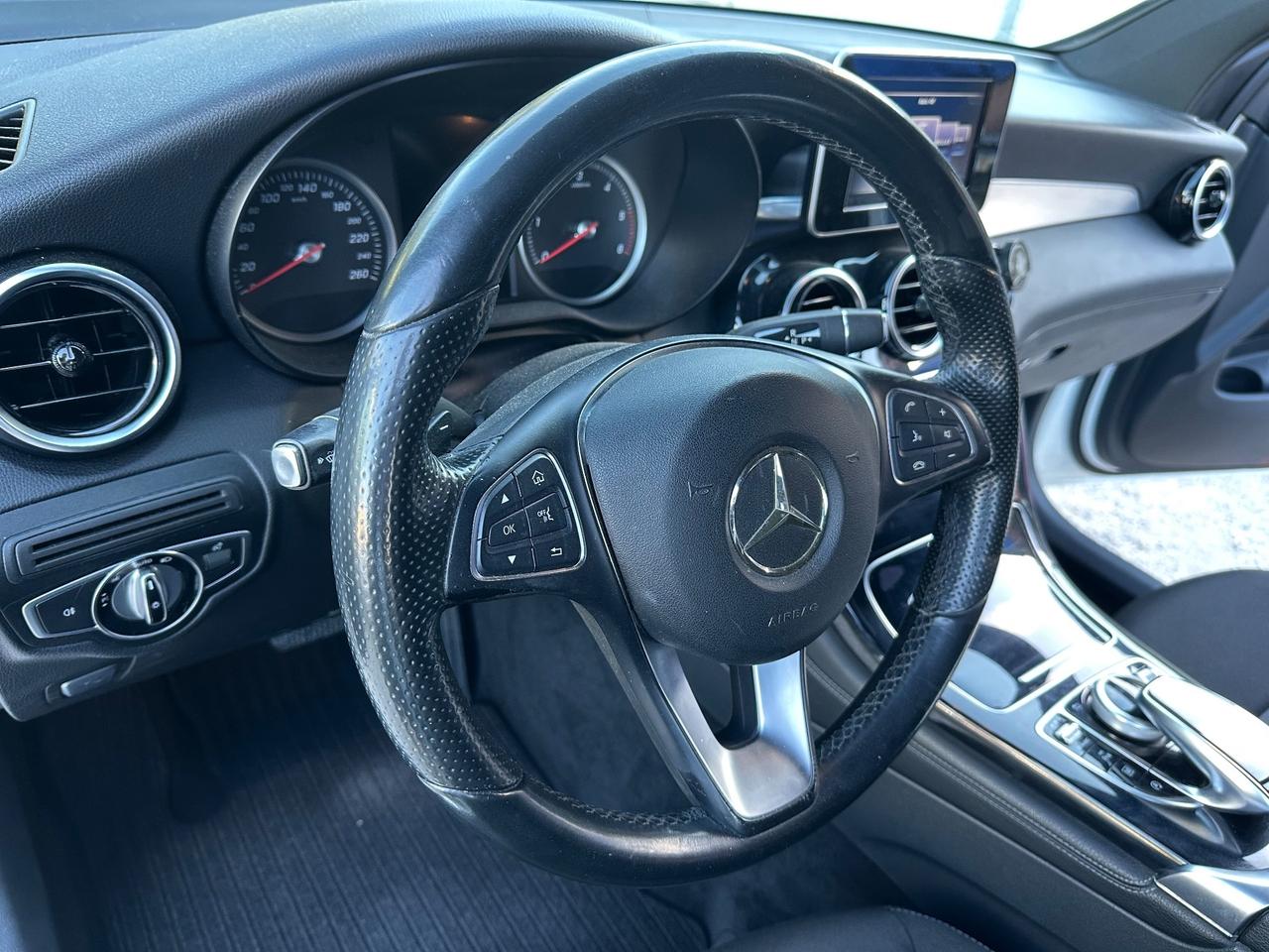 MEERCEDES -BENZ GLC 220 d 4MATIC - 170 CV