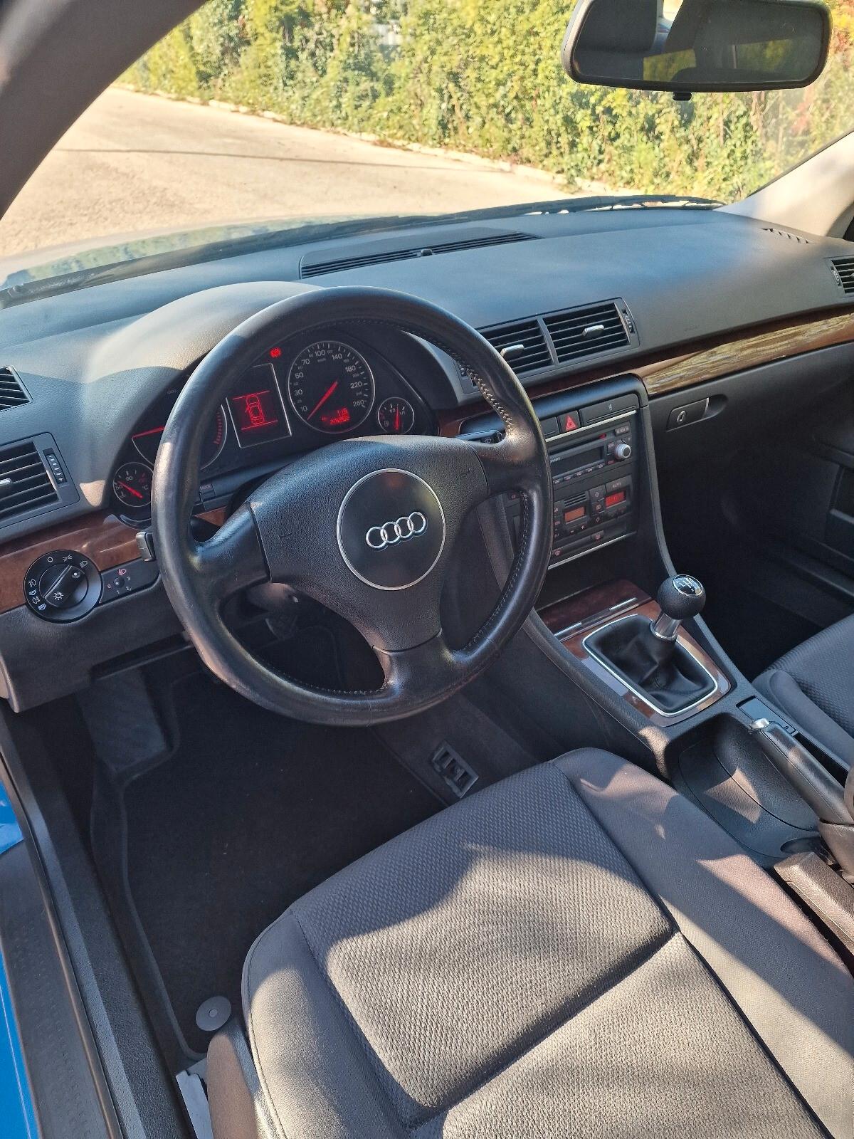 Audi A4 2.5 V6 TDI/180 CV cat Avant quattro