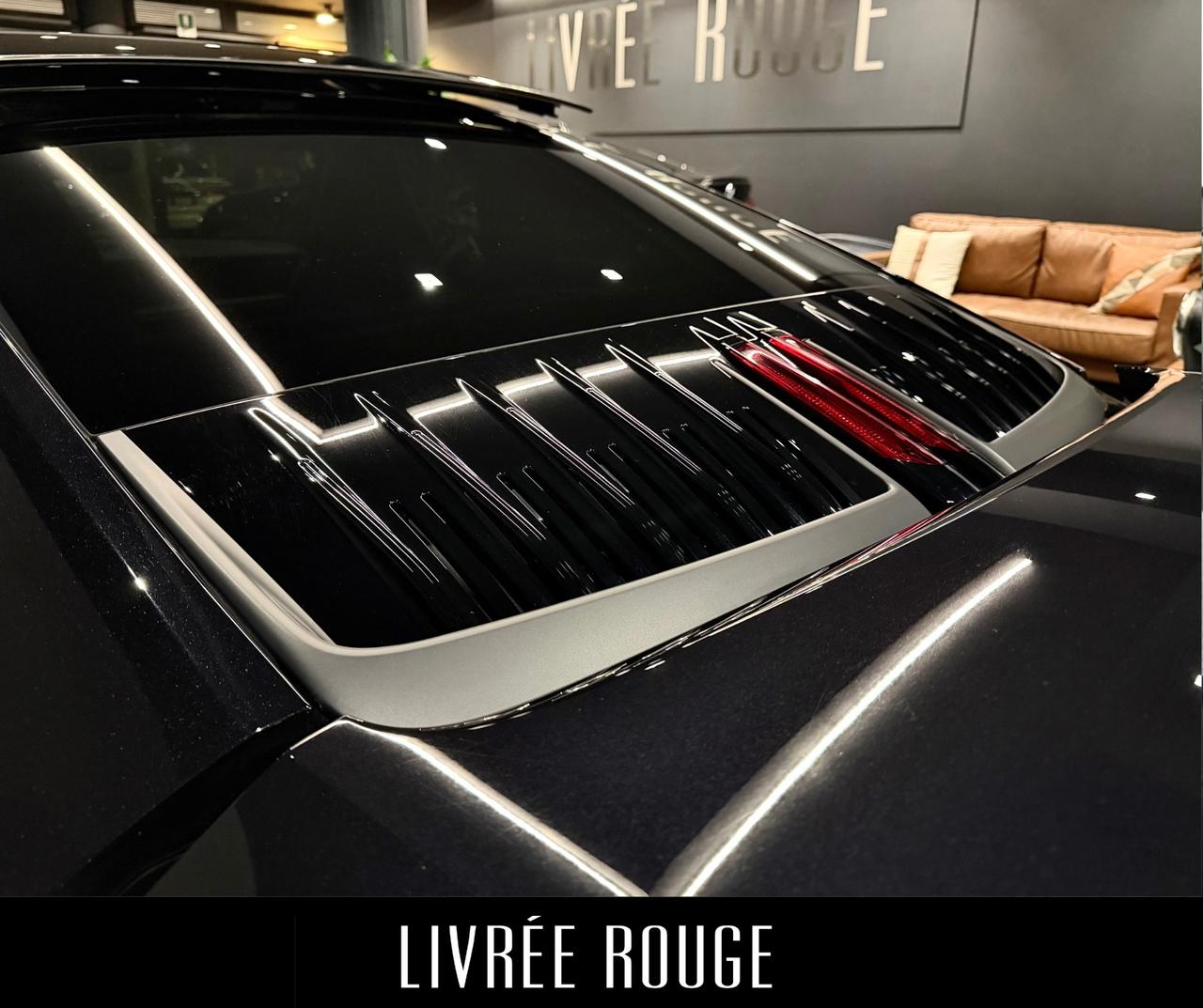 Porsche 911 Carrera 992 . 2