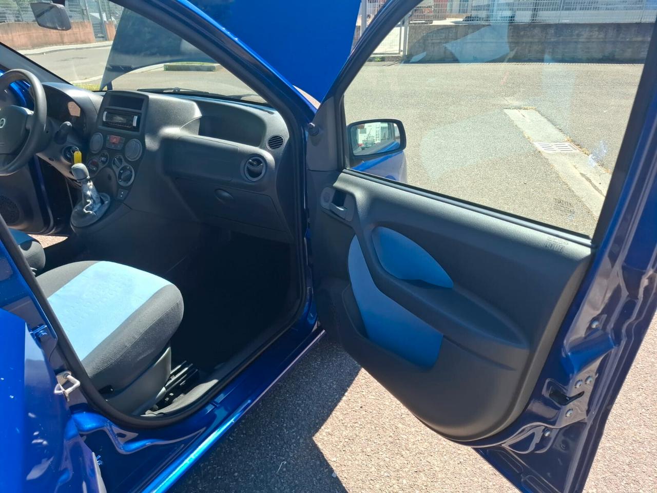 Fiat Panda 1.2 Dynamic SOLAMENTE 116.000 KM