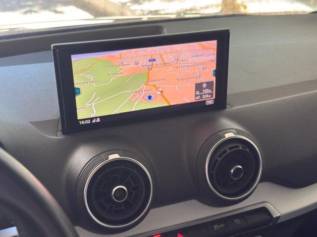AUDI Q2 30 TDI Business Design