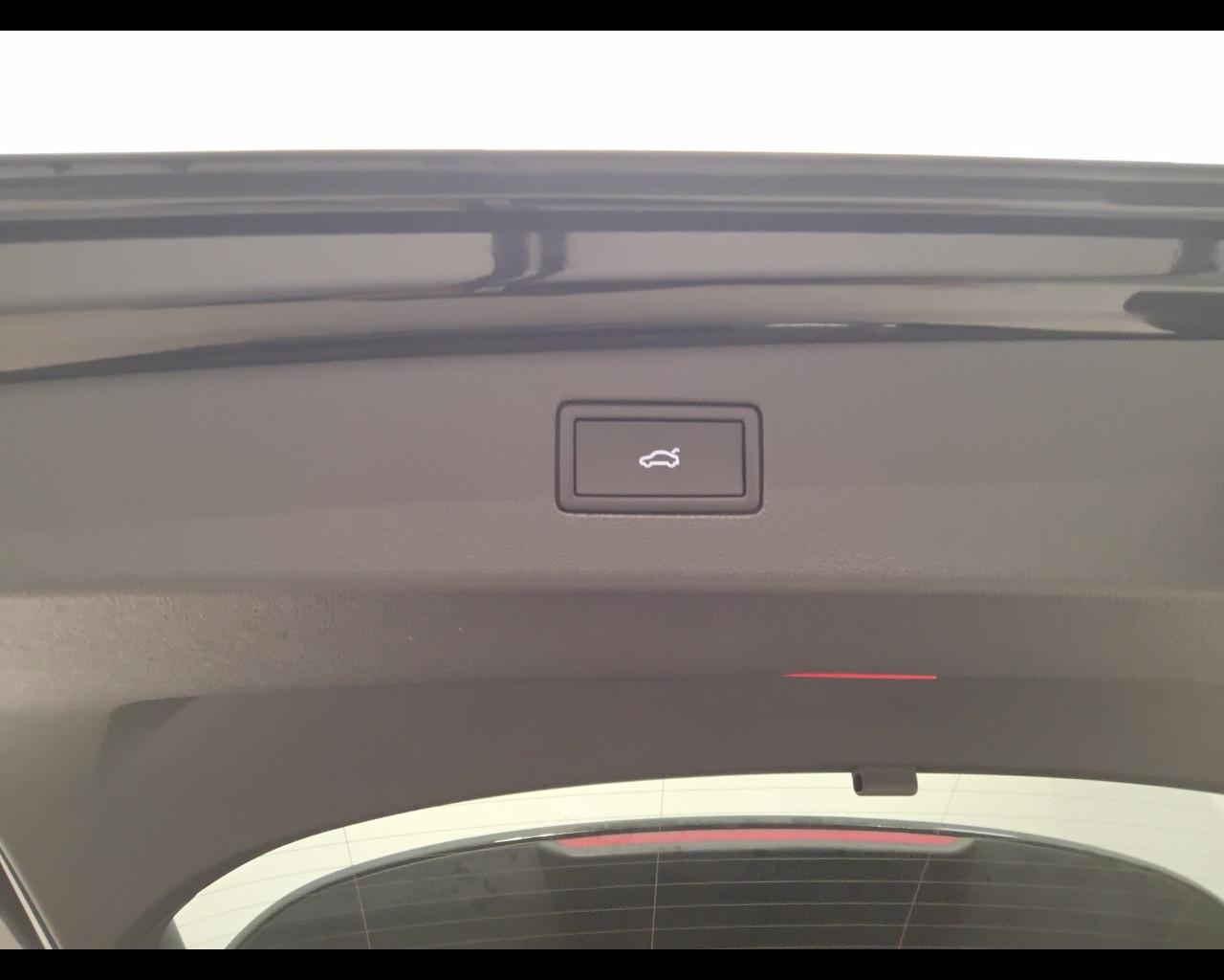 VOLKSWAGEN Tiguan III 2024 - Tiguan 1.5 tsi ehybrid Life 204cv dsg