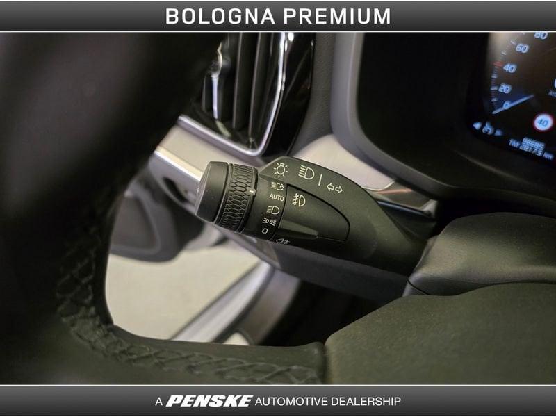 Volvo V60 V60 B4 (d) automatico Core