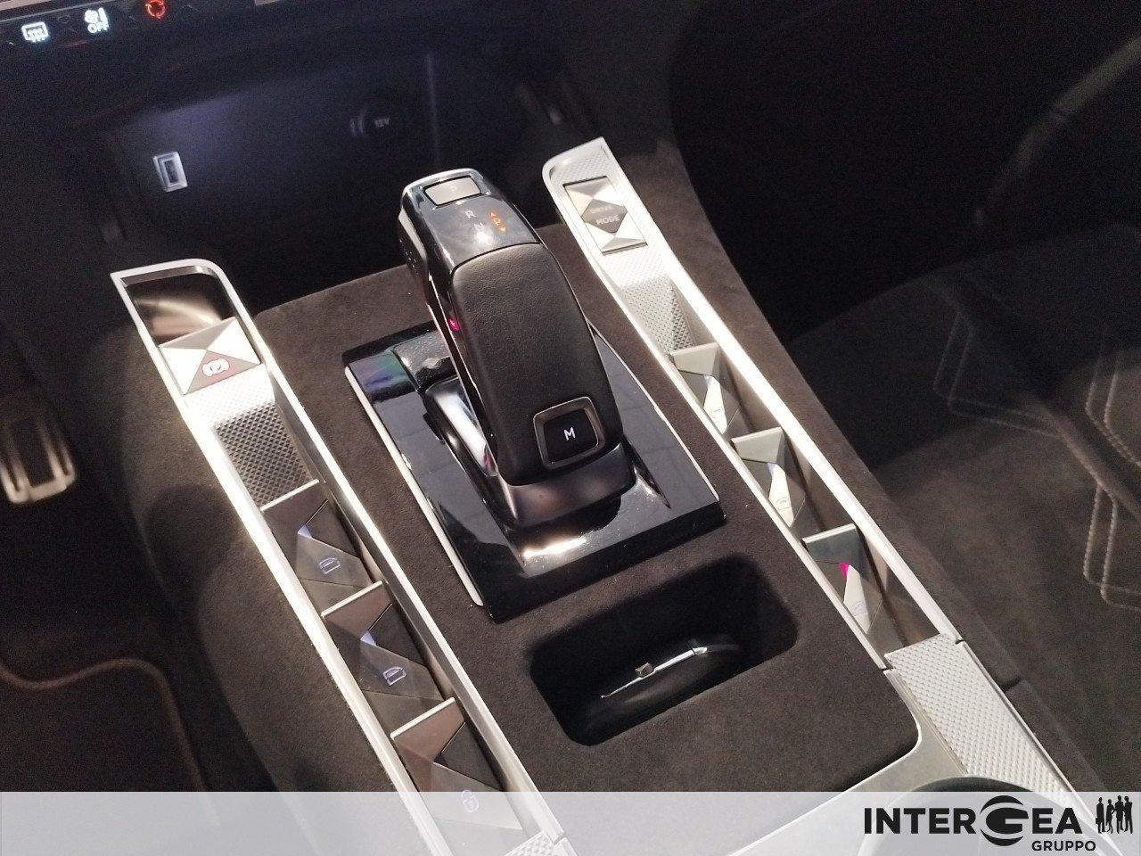 DS DS7 1.5 bluehdi Performance Line+ 130cv auto
