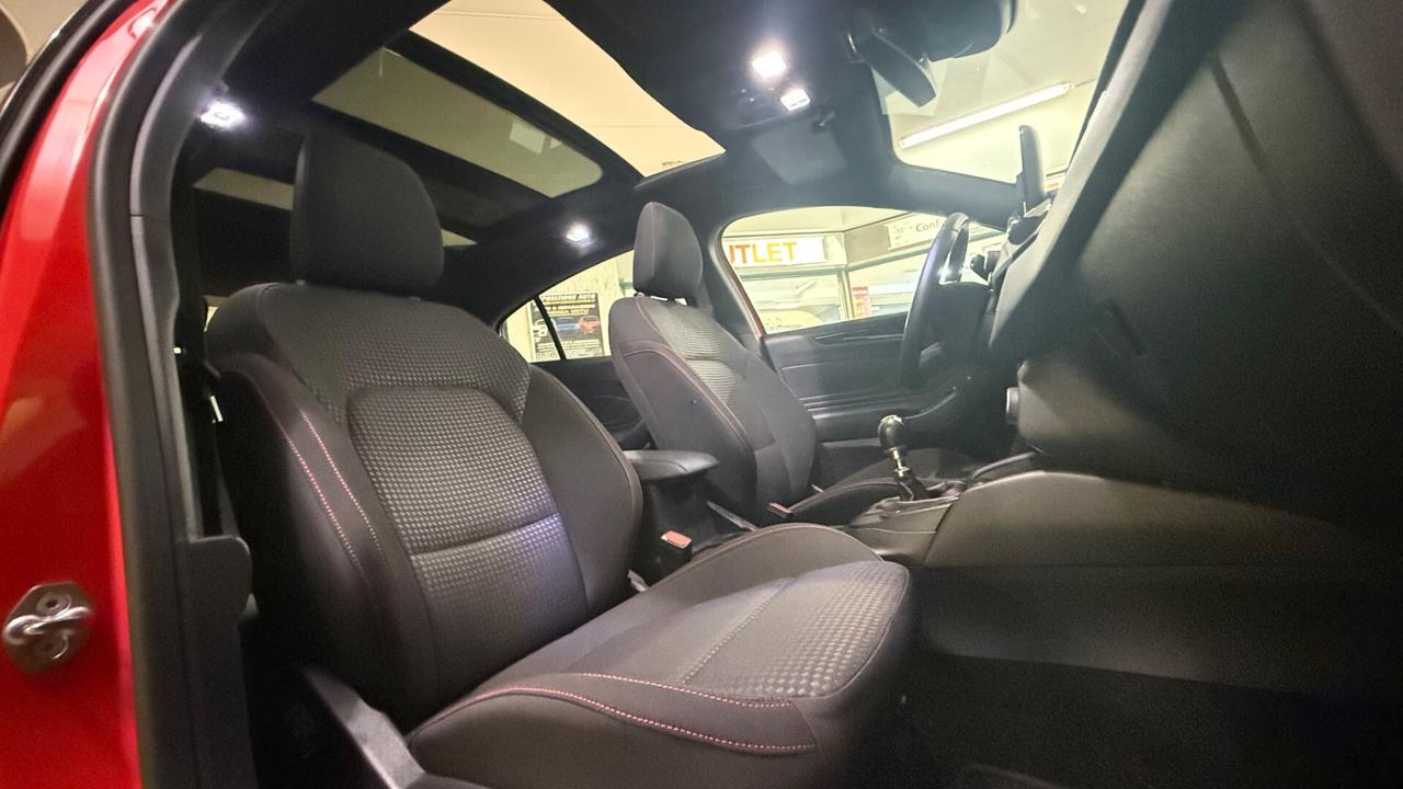 Ford Focus 1.0 EcoBoost Hybrid 125 CV ST-Line 2021 TETTO