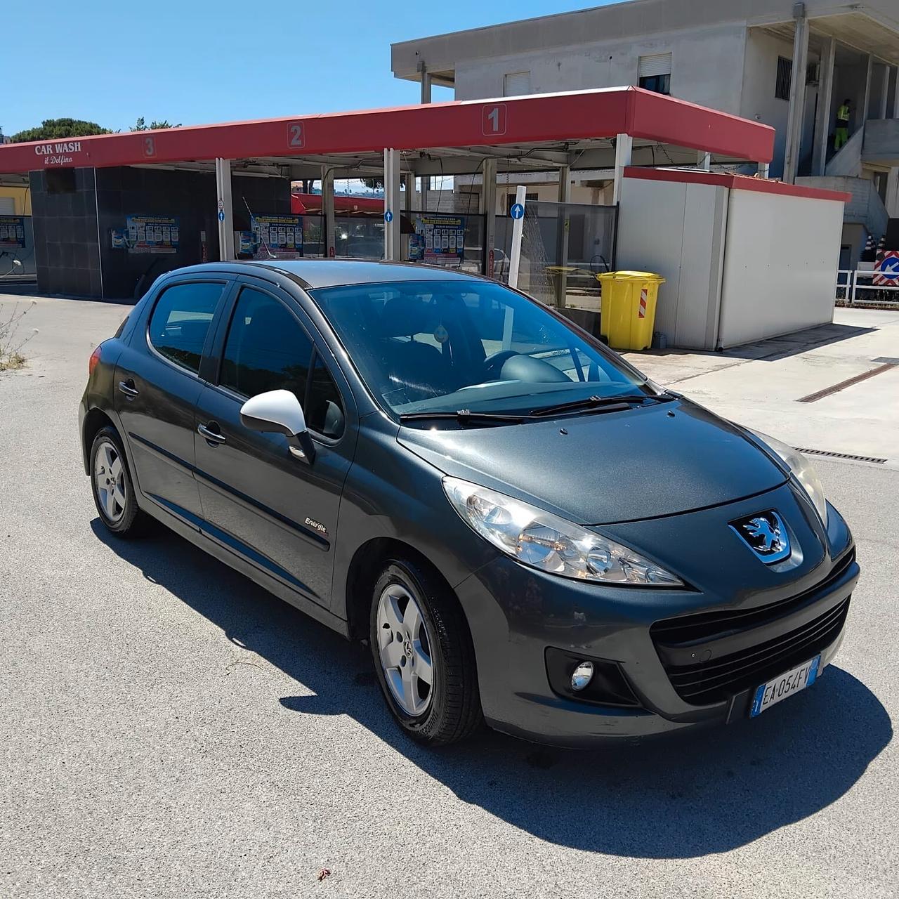 Peugeot 207 1.4 HDi 70CV 5p. XS