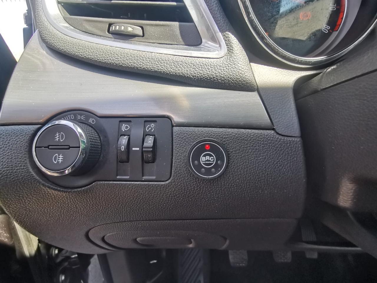 Opel Mokka 1.4 Turbo GPL 140CV 4x2 Cosmo