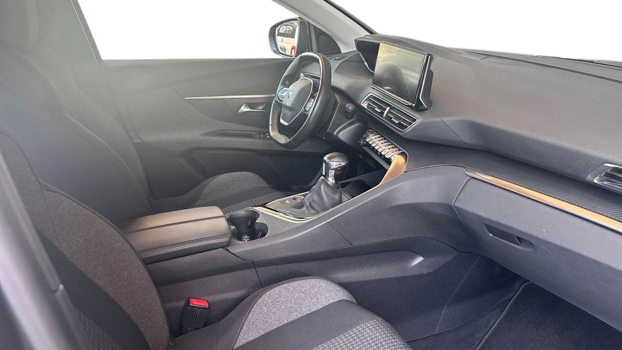 Peugeot 3008 BlueHDi 130 S&S Active Pack