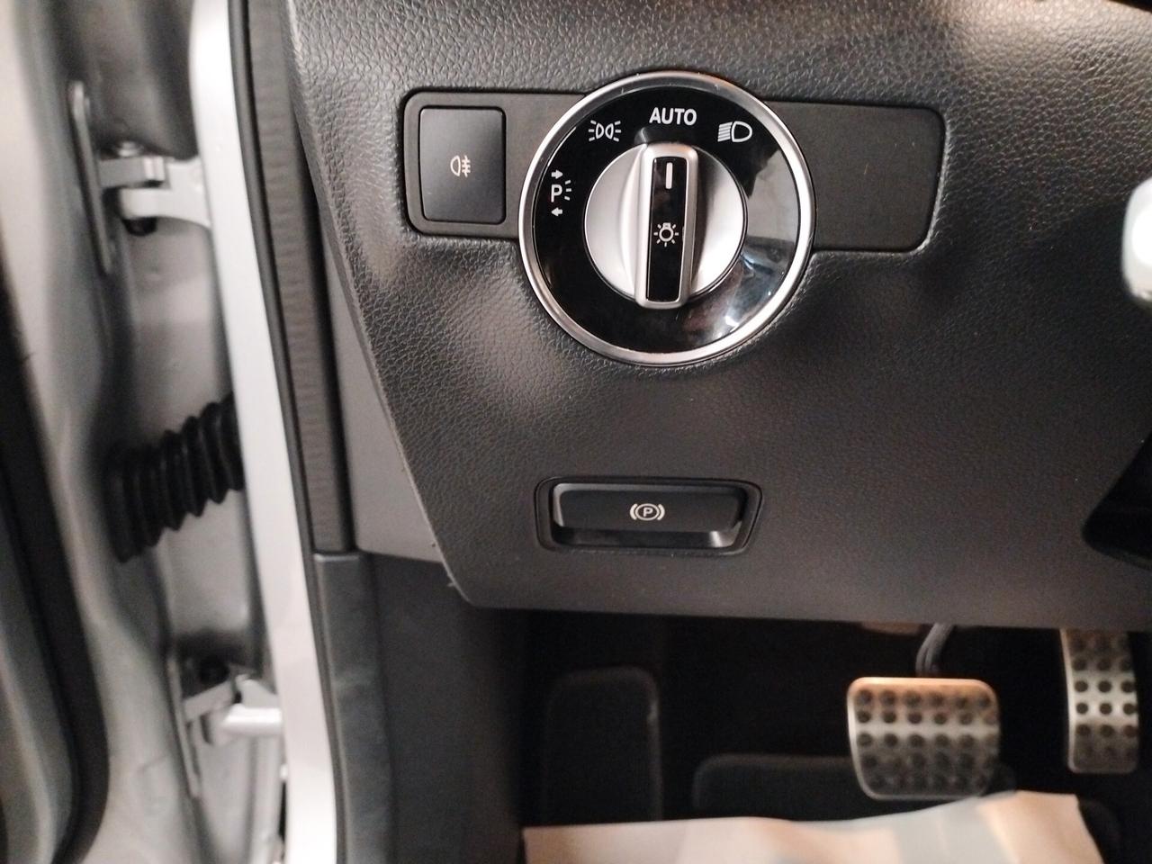 Mercedes-benz A 180 d Premium - TETTO APRIBILE - NEOPATENTATI