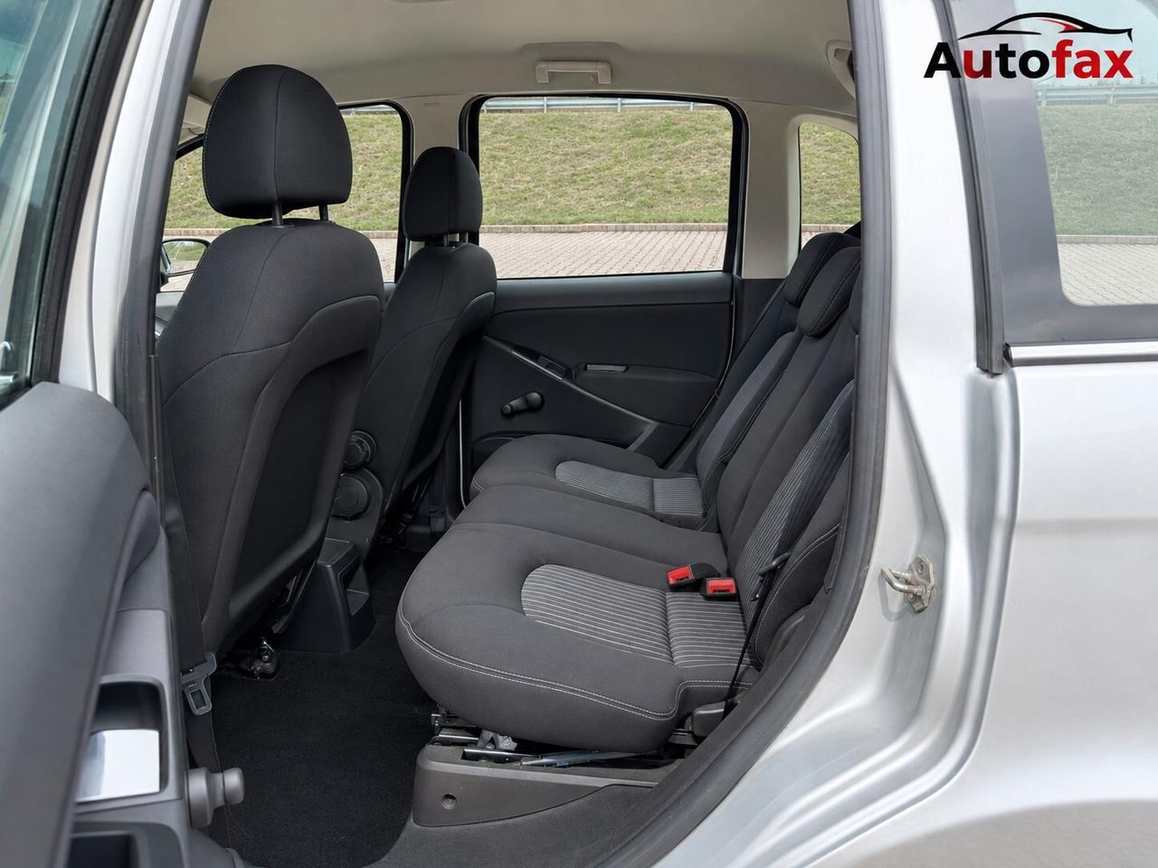 Lancia Musa 1.4 16V 95CV Poltrona Frau – Neopatentati