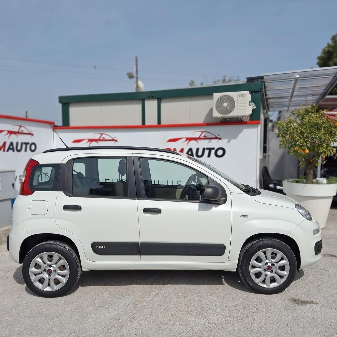FIAT PANDA 0.9 TwinAir METANO DI SERIE