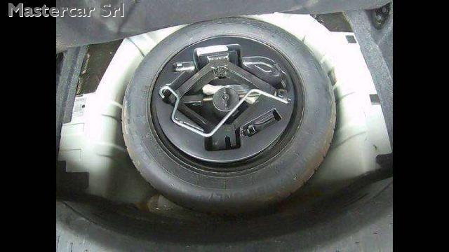 LANCIA Ypsilon 5p. Neopatentati 1.0 hybrid Gold tg: GK585ZB