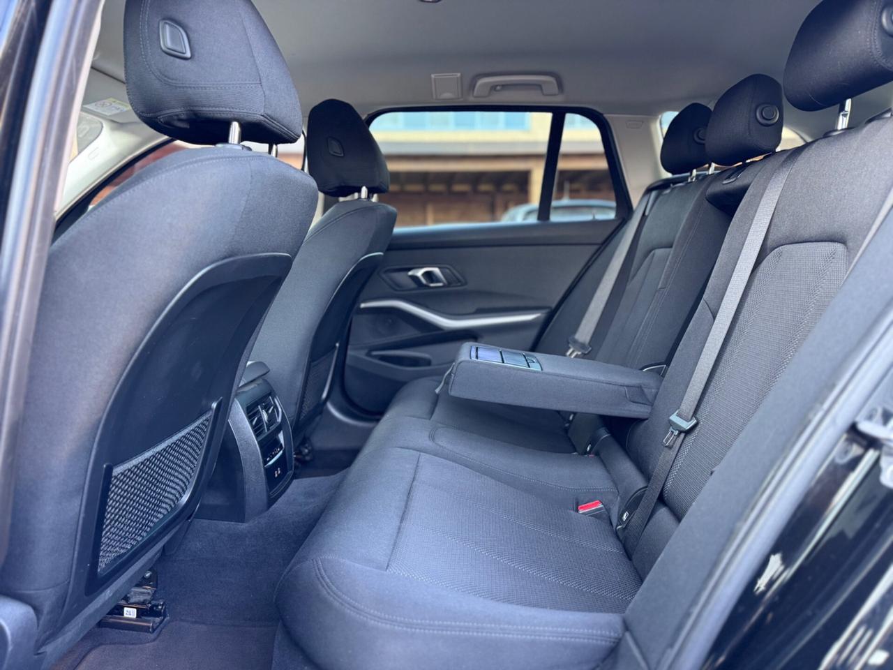 Bmw 330 330e xDrive Touring Sport