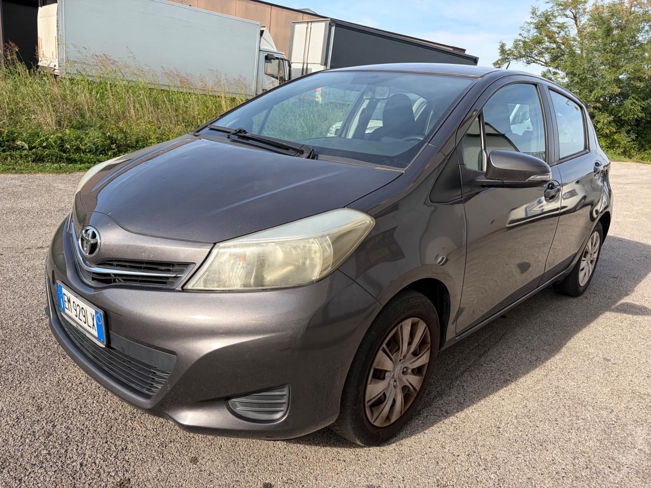 Toyota Yaris 1.0 5 porte