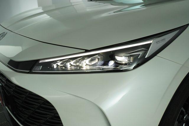 MG HS (2024-->) HEV Luxury