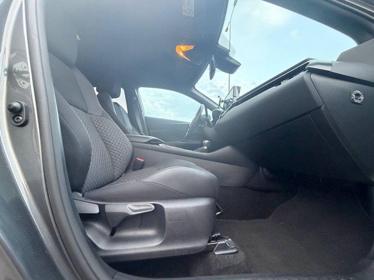 Toyota C-HR 2.0h Trend e-cvt