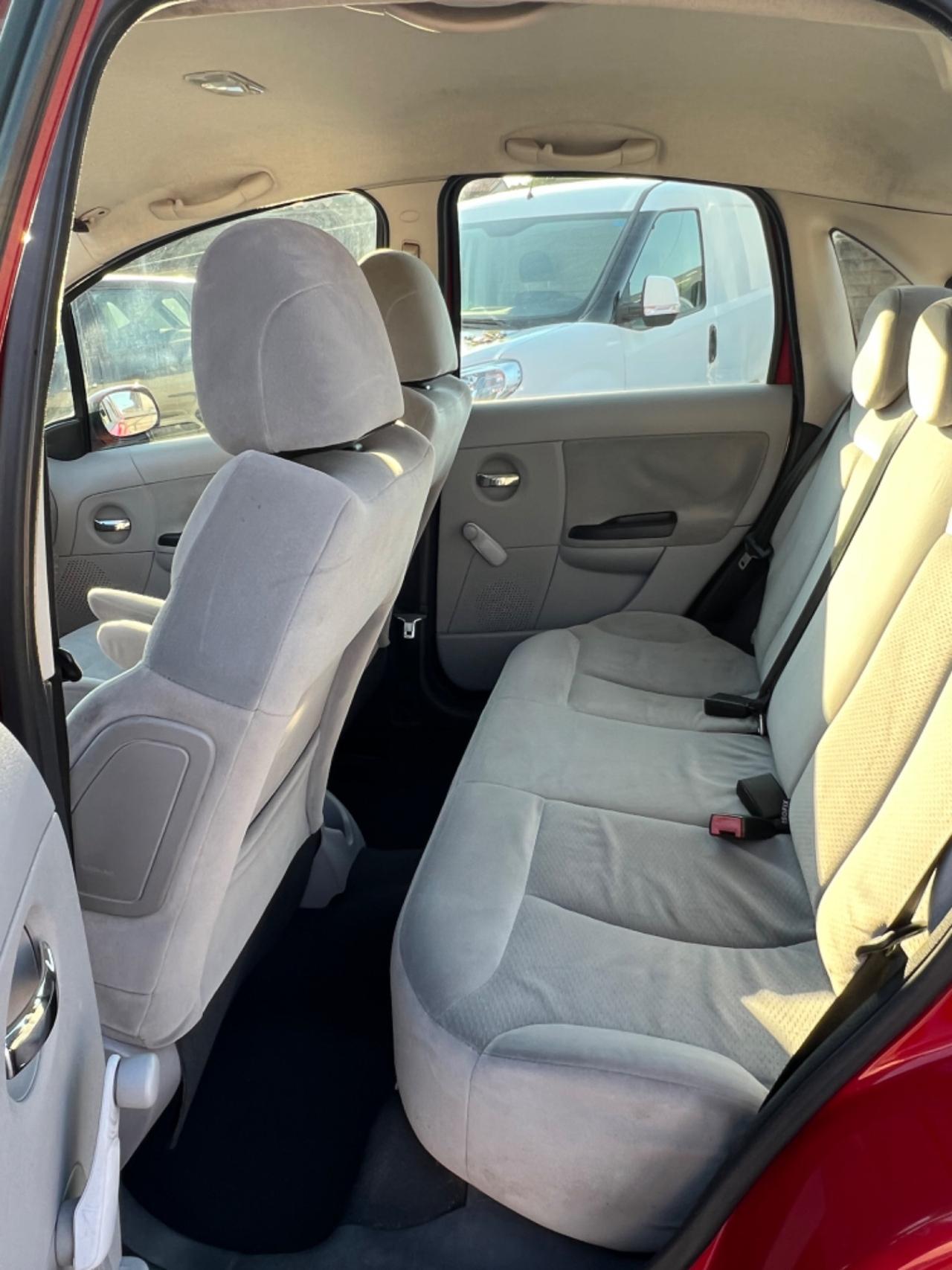 Citroen C3 1.1 Gold by Pinko