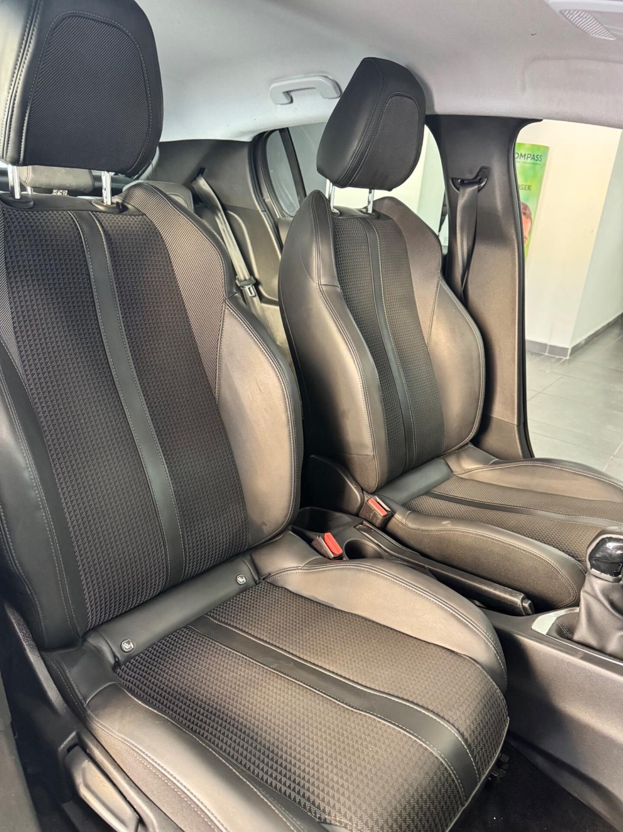 Peugeot 208 PureTech 75 Stop&Start 5 porte Active Pack