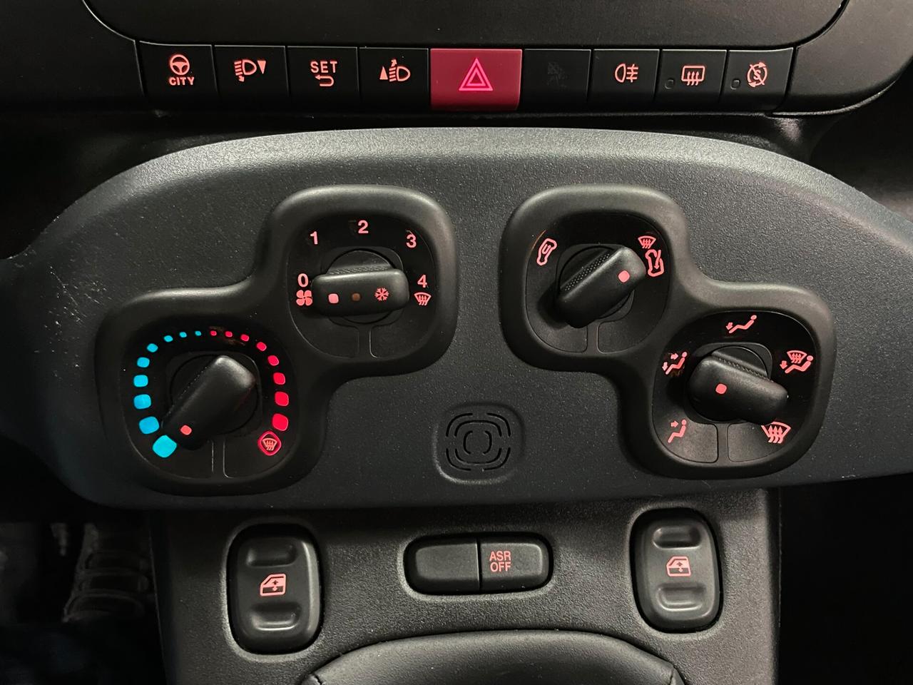 Fiat Panda 1.0 70 cv FireFly S&S Hybrid 5 posti Ruotino di scorta