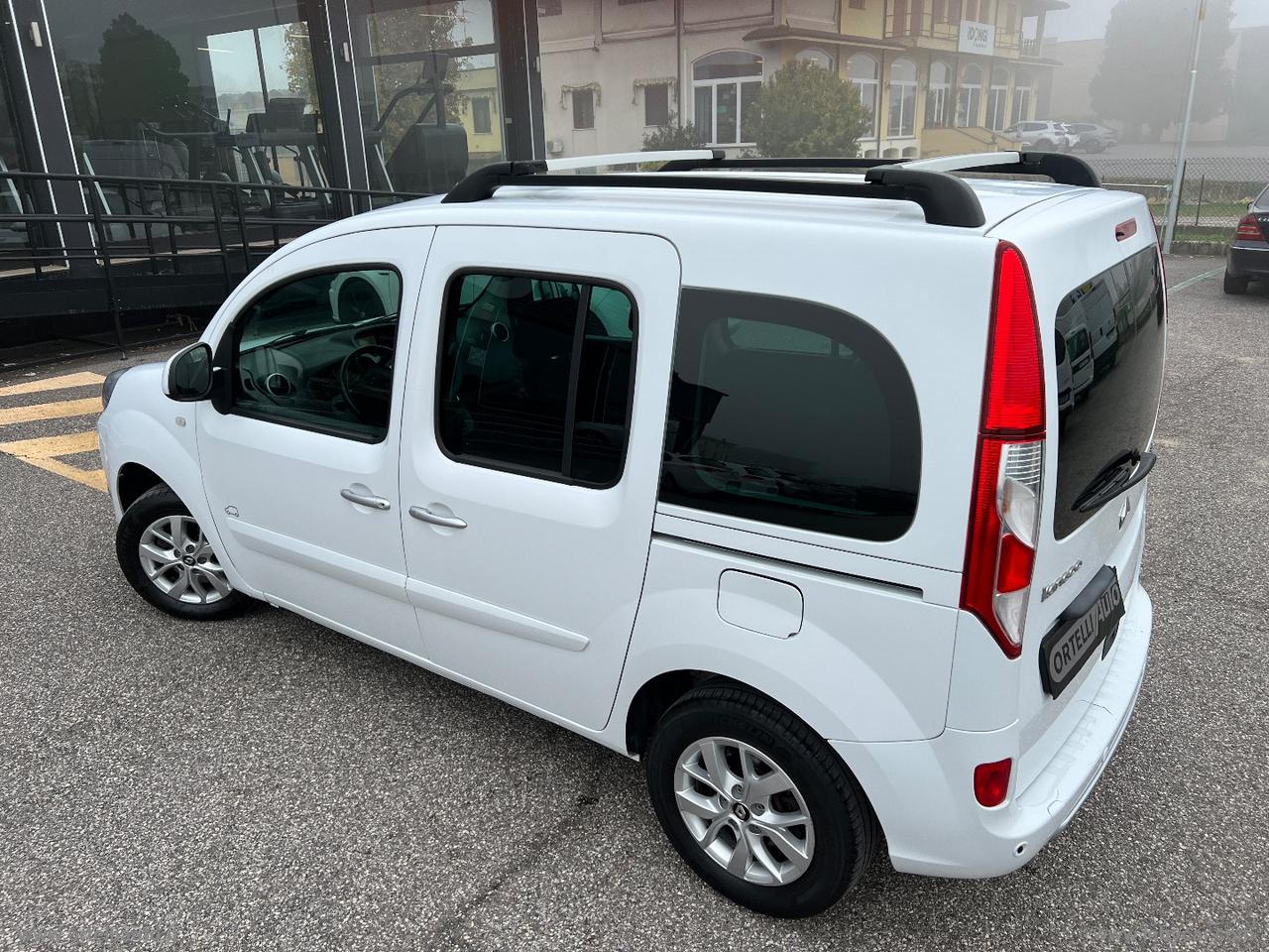 RENAULT Kangoo Blue dCi 8V 95 CV 5p. Limited2 IVA DEDUCIBILE