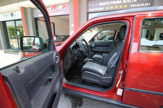 DODGE Nitro 2.8 CRD DPF 4WD GANCIOTRAINO