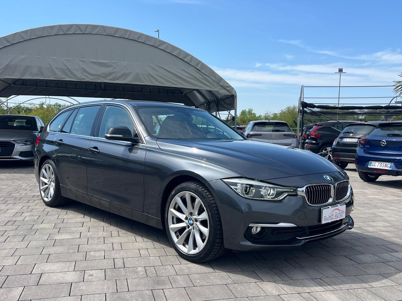 Bmw 320d Touring Luxury Tenuta molto Bene