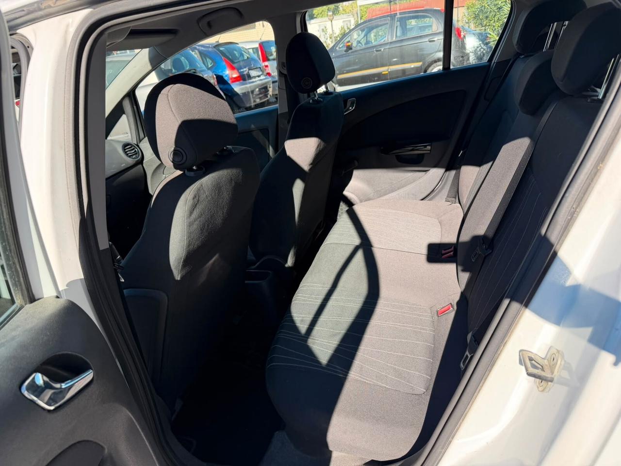 Opel Corsa 1.0 12V 5 porte Enjoy