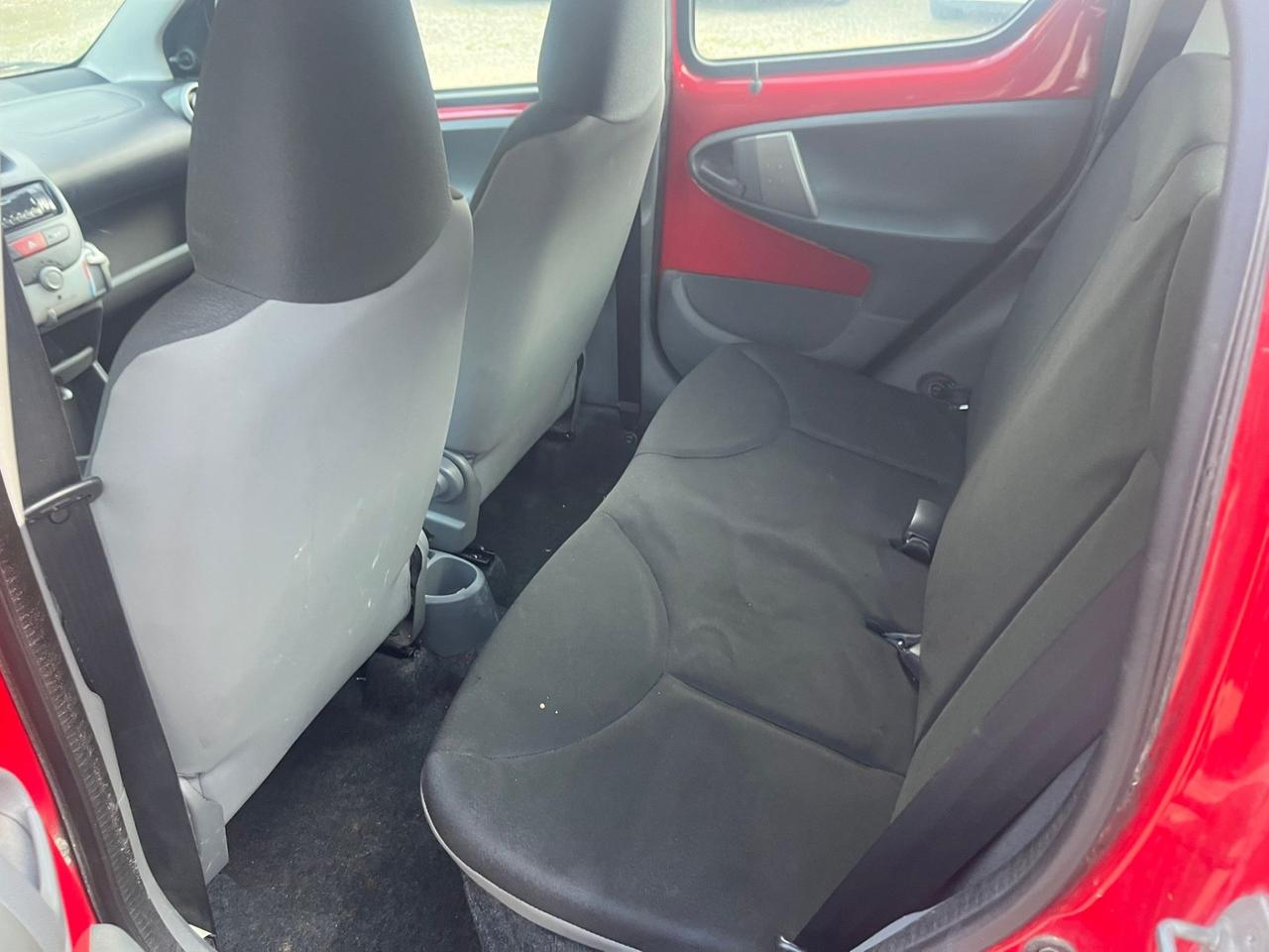 Toyota Aygo 1.0 Benzina - Neopatentati