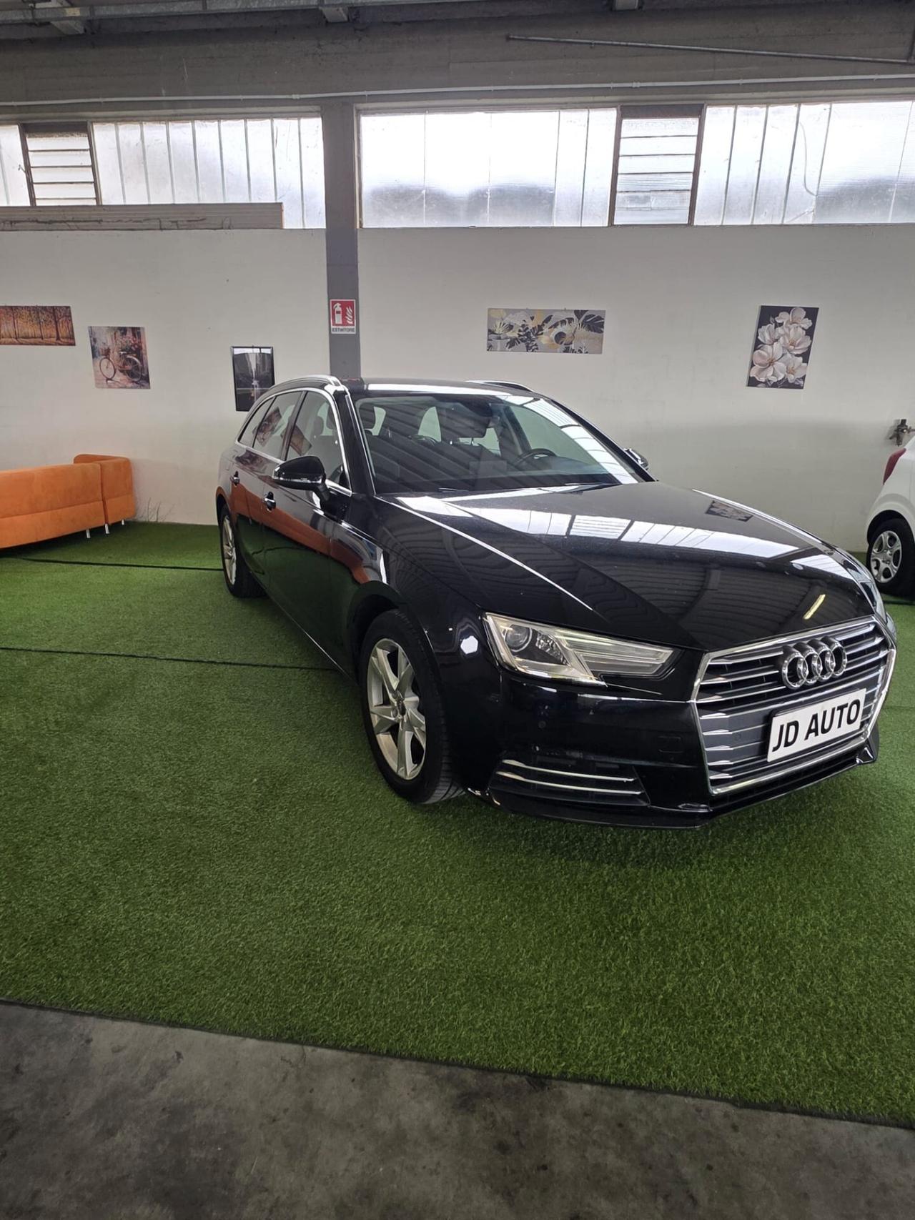 Audi A4 Avant 2.0 TDI 122 CV Business