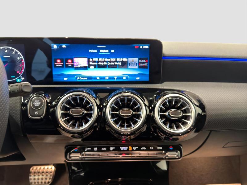 Mercedes A 180 AMG Line Premium 7G-DCT*FORMULA S*