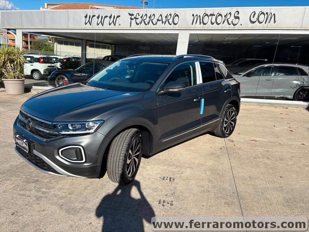 Volkswagen T-Roc 1.0 TSI R-Line Tua a soli 300 Euro al mese IVA ESPOSTA