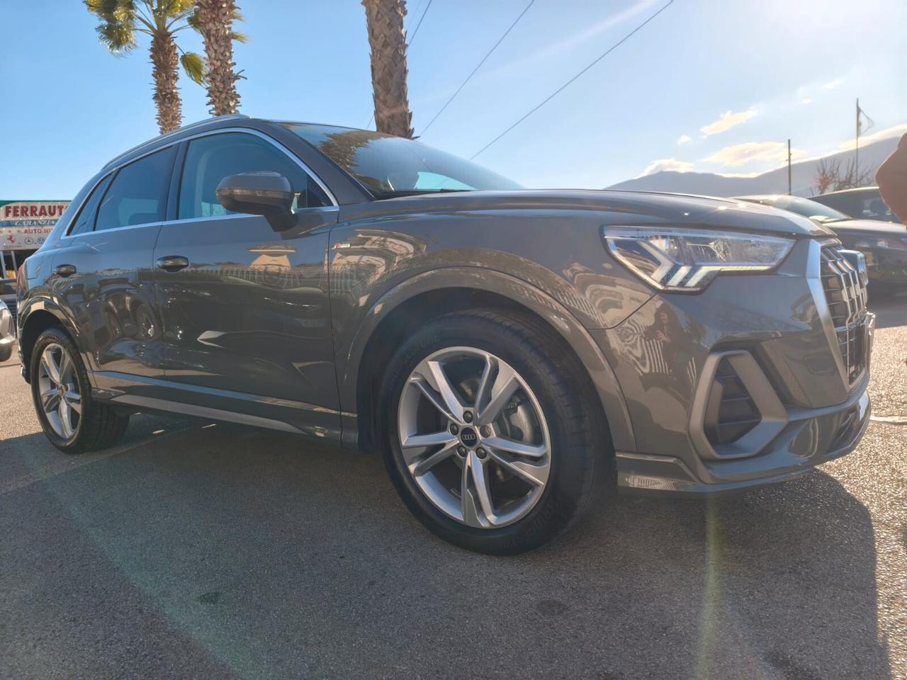 AUDI Q3 35TDI STRONIC SLINE EDITION