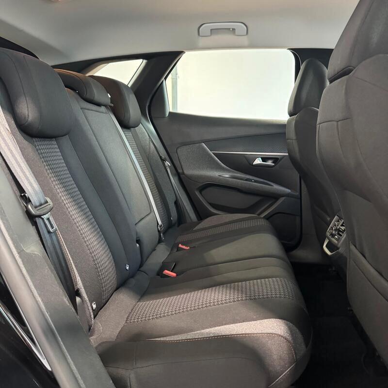 NEW PEUGEOT 3008 1.5HDI ACTIVE AUTOMATICA