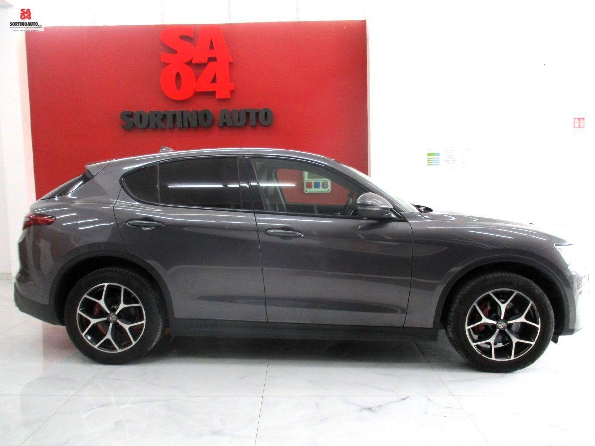 A.R.Stelvio 2.2 T.diesel 210cv AT8 Q4 Exec.-2019