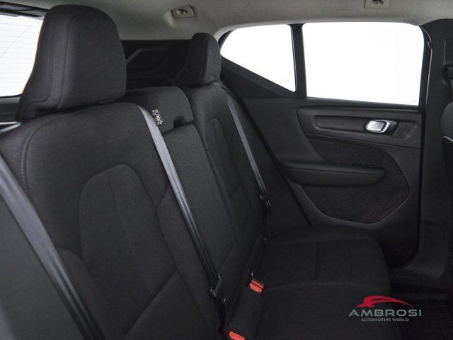 VOLVO XC40 T2 automatico Essential